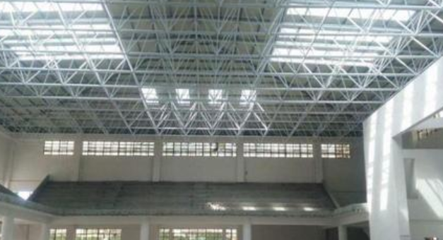 兴化怎么能力选定一家无气力的不锈钢网架公司